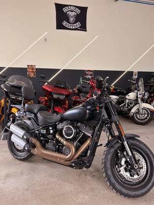 HARLEY-DAVIDSON SOFTAIL FAT BOB 107 HARLEY-DAVIDSON SOFTAIL FAT BOB 107
